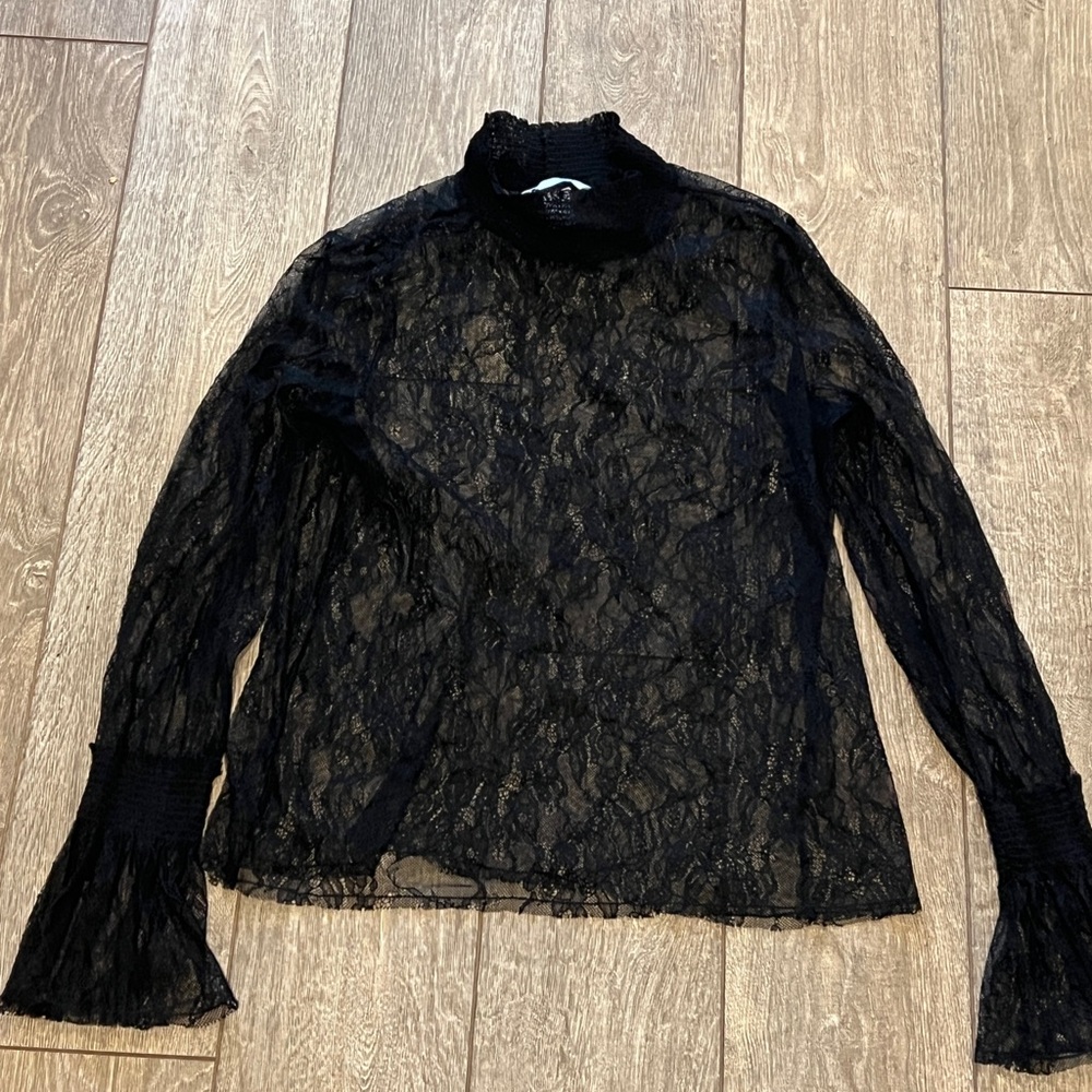 H&M Black Lace Fitted Long Sleeve Blouse